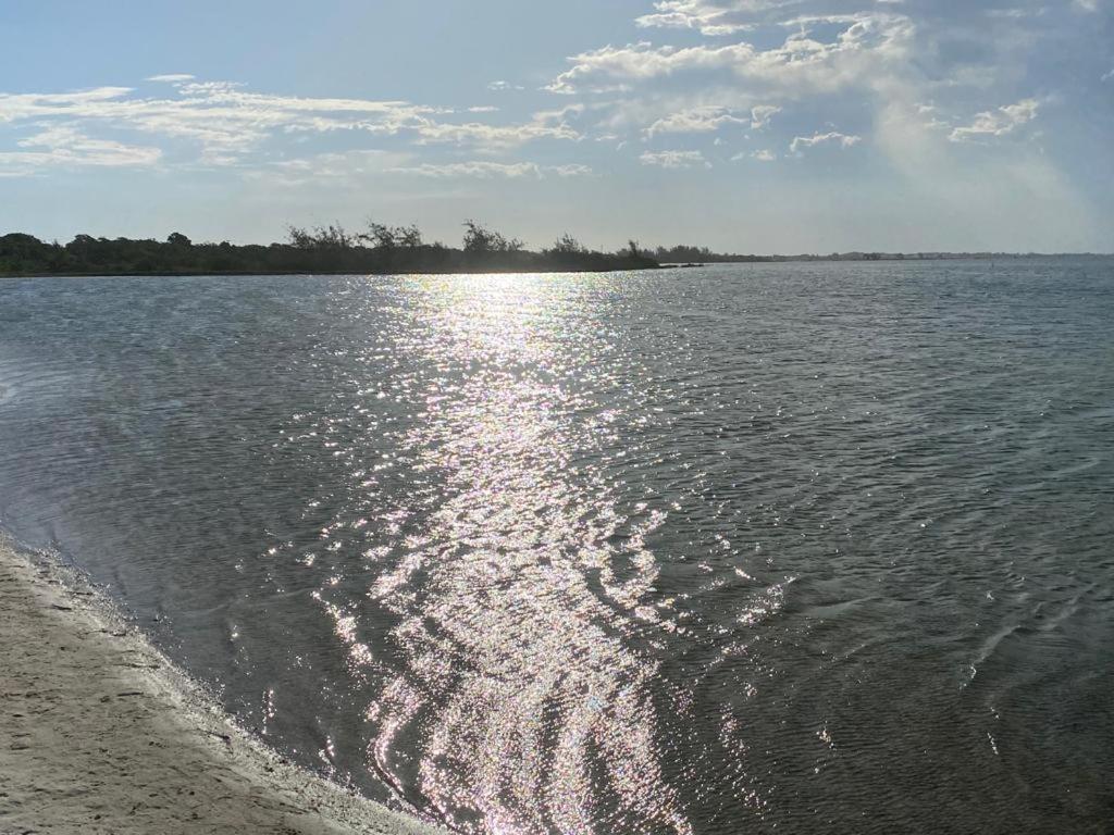 Apartamento No Golden Lake - Pe Na Areia, Agua De Coco E Cervejinha Arraial do Cabo Dış mekan fotoğraf
